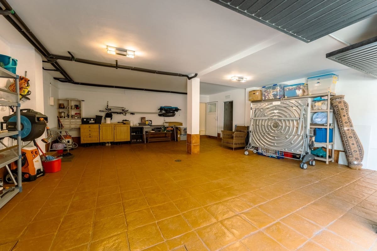 Chalet de 5 habitaciones en Guadalmina en venta con piscina garaje - 1.449.000 € (Ref: 9825832)