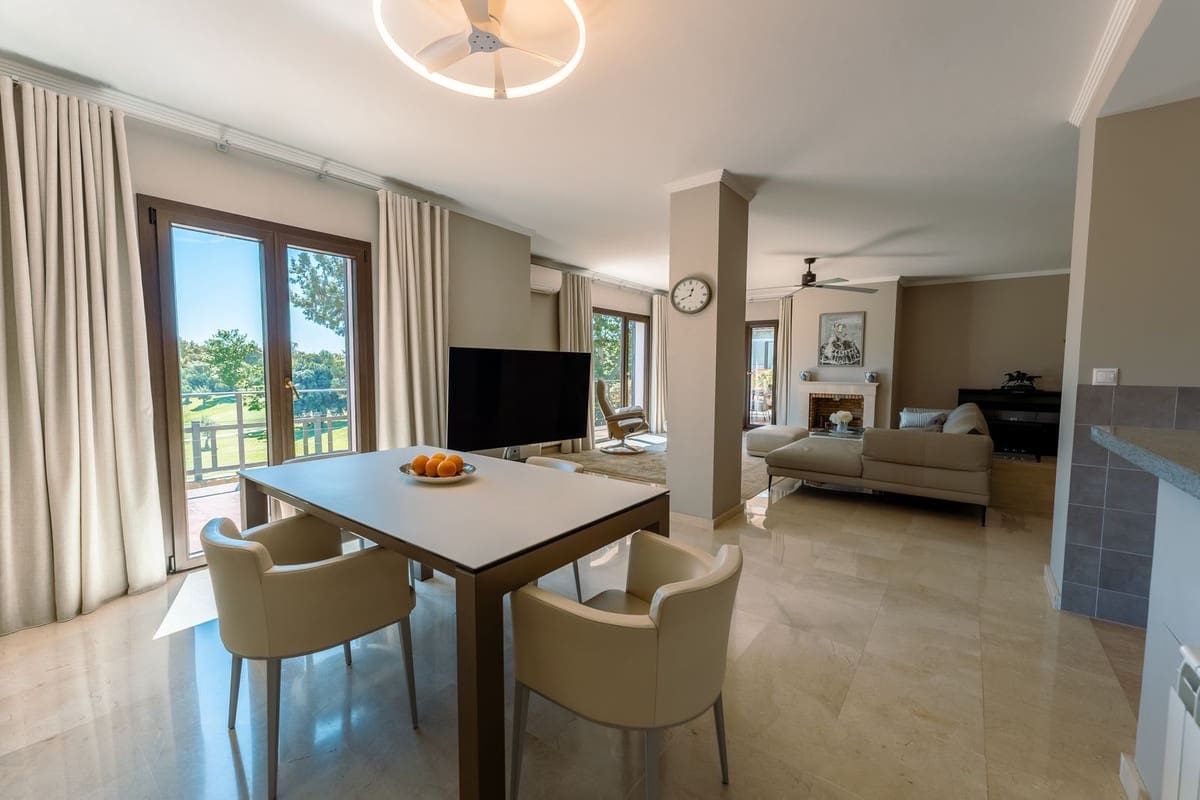 Chalet de 5 habitaciones en Guadalmina en venta con piscina garaje - 1.449.000 € (Ref: 9825832)