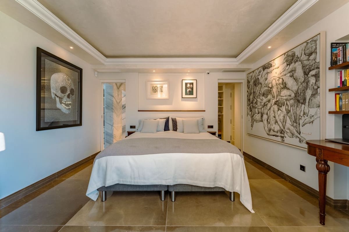 Chalet de 4 habitaciones en San Pedro de Alcantara en venta con piscina garaje - 5.850.000 € (Ref: 9883865)