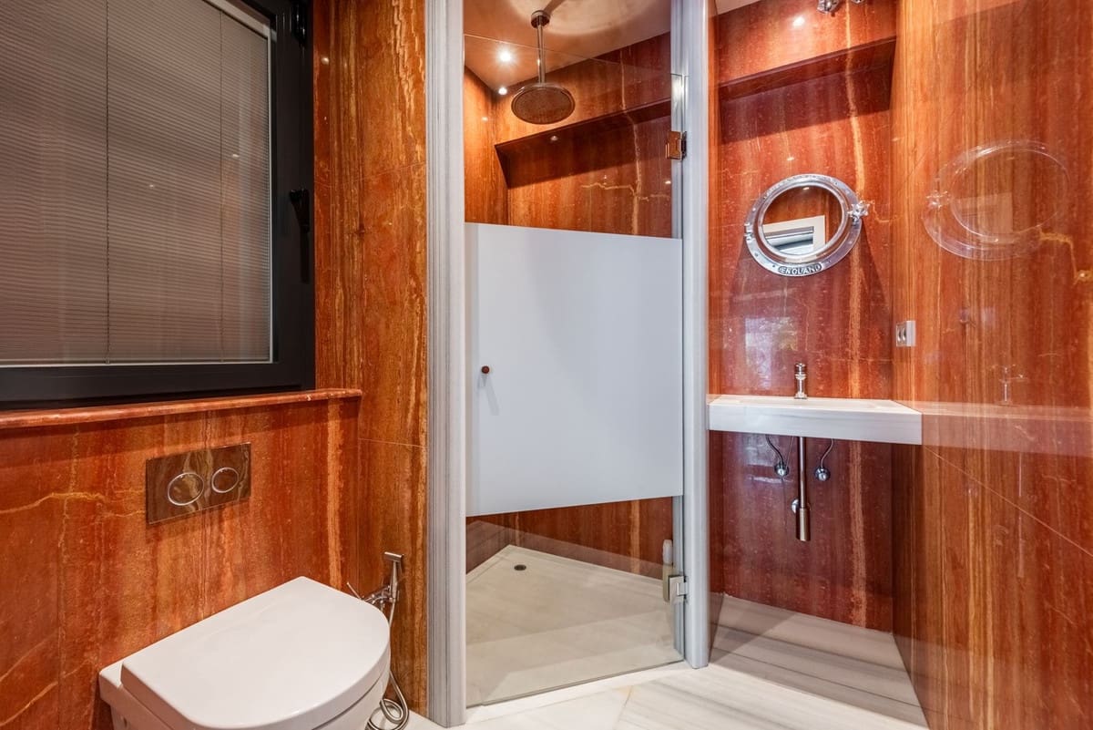 Chalet de 4 habitaciones en San Pedro de Alcantara en venta con piscina garaje - 5.850.000 € (Ref: 9883865)