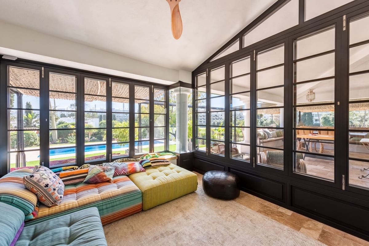 Chalet de 4 habitaciones en San Pedro de Alcantara en venta con piscina garaje - 5.850.000 € (Ref: 9883865)
