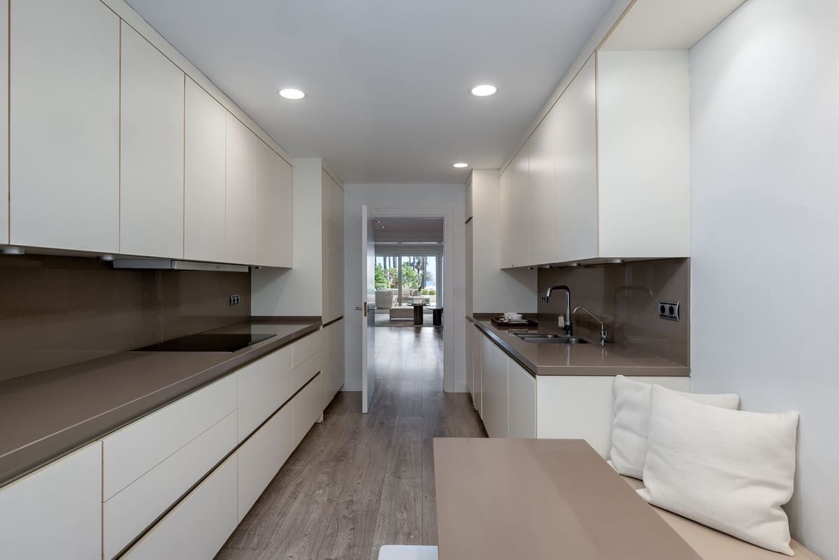 3 soverom Leilighet til salgs i Puerto Banus med svømmebasseng garasje - € 7 500 (Ref: 9898427)