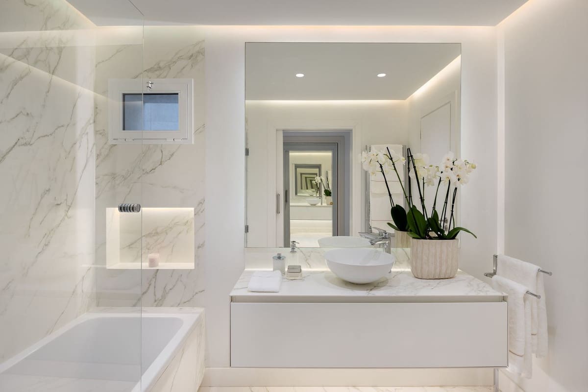 3 soverom Leilighet til salgs i Puerto Banus med svømmebasseng garasje - € 7 500 (Ref: 9898427)