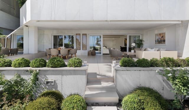 3 soverom Leilighet til salgs i Puerto Banus, Marbella med svømmebasseng garasje - € 7 500 (Ref: 9898427)