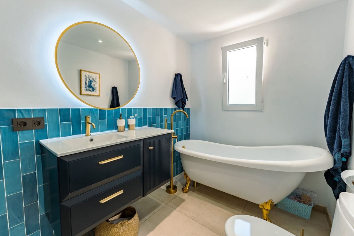 4 slaapkamer Villa te koop in El Padron met zwembad garage - € 1.550.000 (Ref: 9909930)