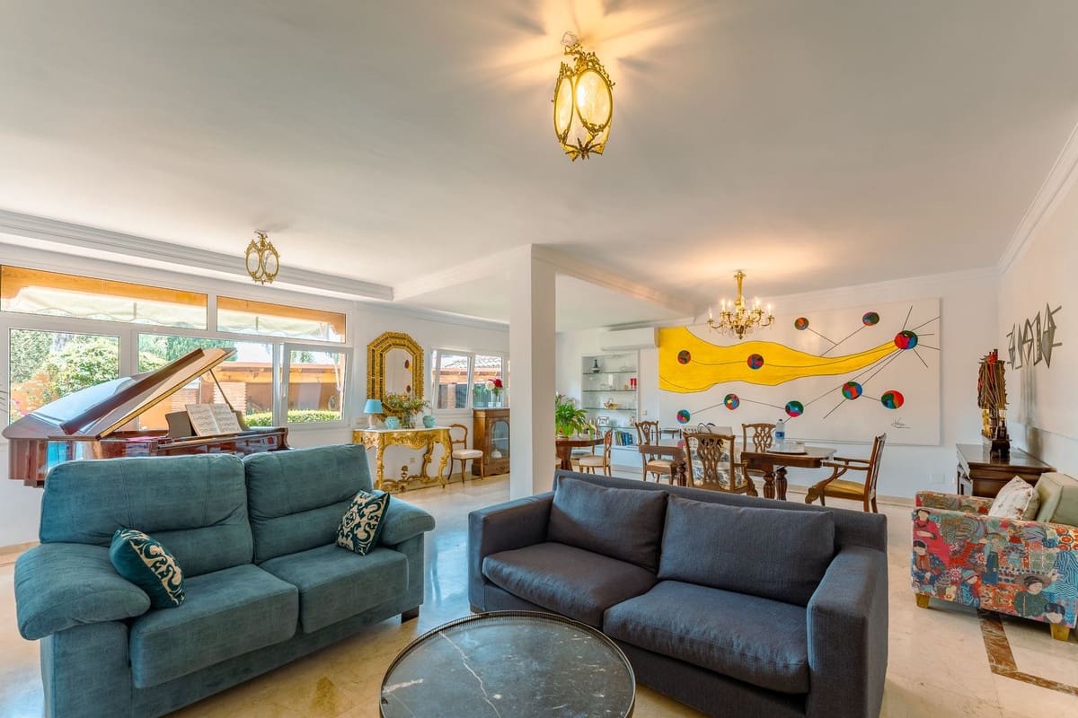 4 Zimmer Villa zu verkaufen in San Pedro de Alcantara - 1.849.000 € (Ref: 9919037)