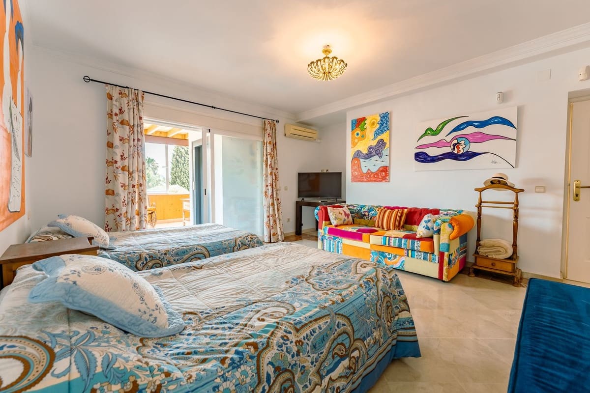 4 Zimmer Villa zu verkaufen in San Pedro de Alcantara - 1.849.000 € (Ref: 9919037)