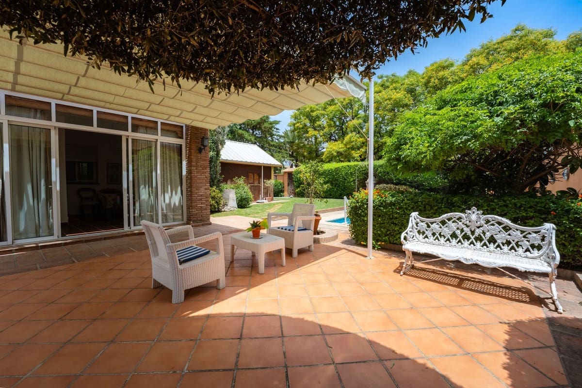 4 Zimmer Villa zu verkaufen in San Pedro de Alcantara - 1.849.000 € (Ref: 9919037)