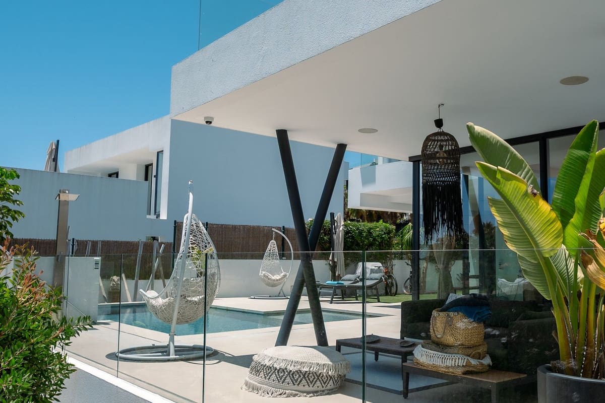 Chalet de 4 habitaciones en Atalaya-Isdabe en venta - 1.850.000 € (Ref: 9932215)