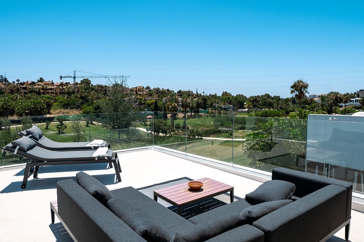 Chalet de 4 habitaciones en Atalaya-Isdabe en venta - 1.850.000 € (Ref: 9932215)