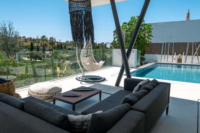 4 soverom Villa til salgs i Atalaya-Isdabe, Estepona - € 1 850 000 (Ref: 9932215)