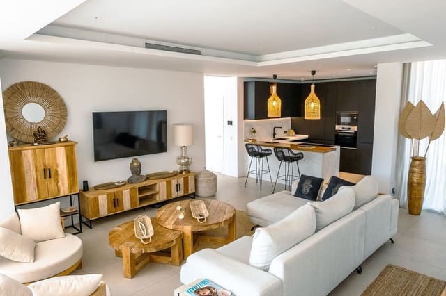 4 sypialnia Willa do wynajęcia w Atalaya-Isdabe, Estepona z basenem garażem - 9 000 € (Ref: 9932216)