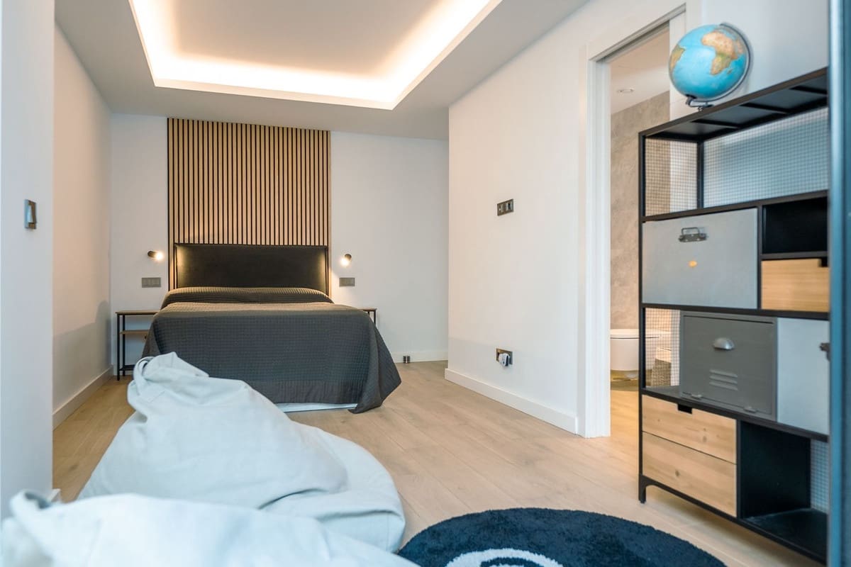 4 sypialnia Willa do wynajęcia w Atalaya-Isdabe z basenem garażem - 9 000 € (Ref: 9932216)
