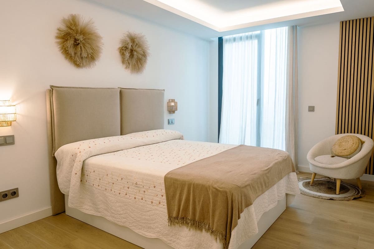 4 sypialnia Willa do wynajęcia w Atalaya-Isdabe z basenem garażem - 9 000 € (Ref: 9932216)