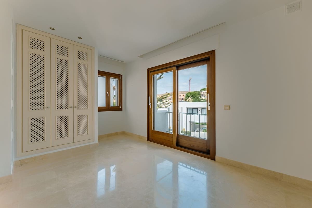 3 camera da letto Casa in vendita in Benahavis - 895.000 € (Rif: 9932525)