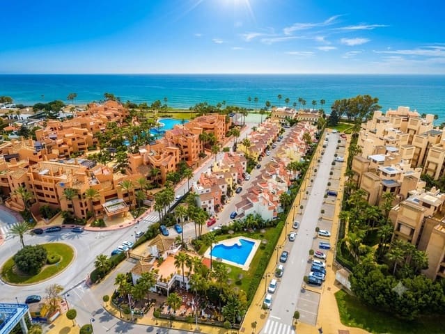 4 soverom Hus til salgs i New Golden Mile, Estepona - € 949 000 (Ref: 9950409)