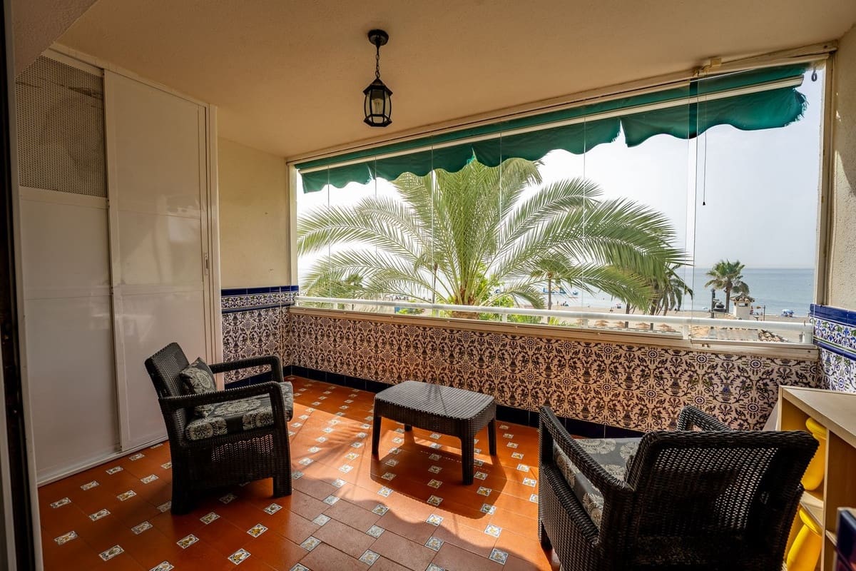 3 bedroom Apartment for rent in Estepona with garage - € 3,750 (Ref: 9981596)