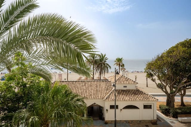 3 soverom Leilighet til leie i Estepona med garasje - € 3 750 (Ref: 9981596)