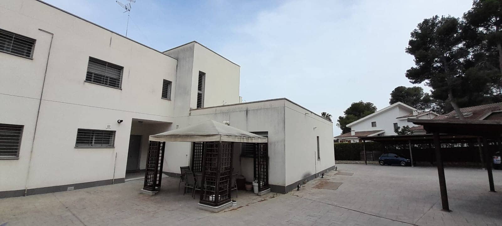 11 soveværelse Villa til salg i Torrent - € 2.100.000 (Ref: 8956394)