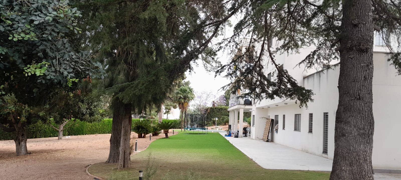 11 soveværelse Villa til salg i Torrent - € 2.100.000 (Ref: 8956394)