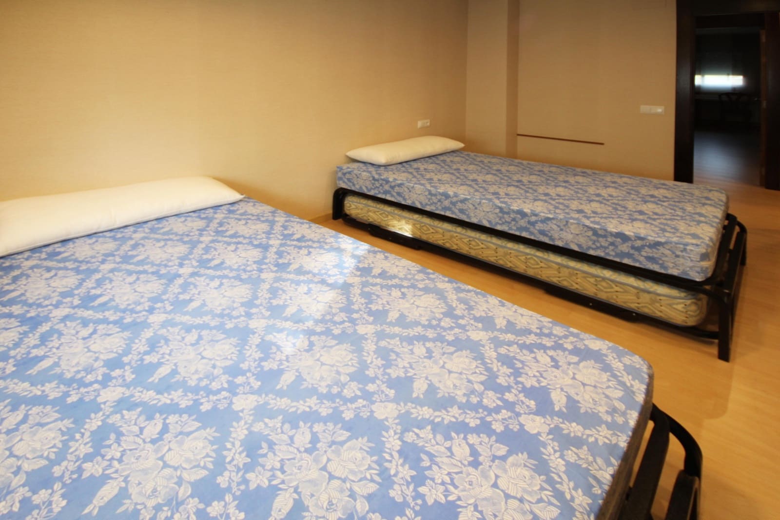 11 soveværelse Villa til salg i Torrent - € 2.100.000 (Ref: 8956394)