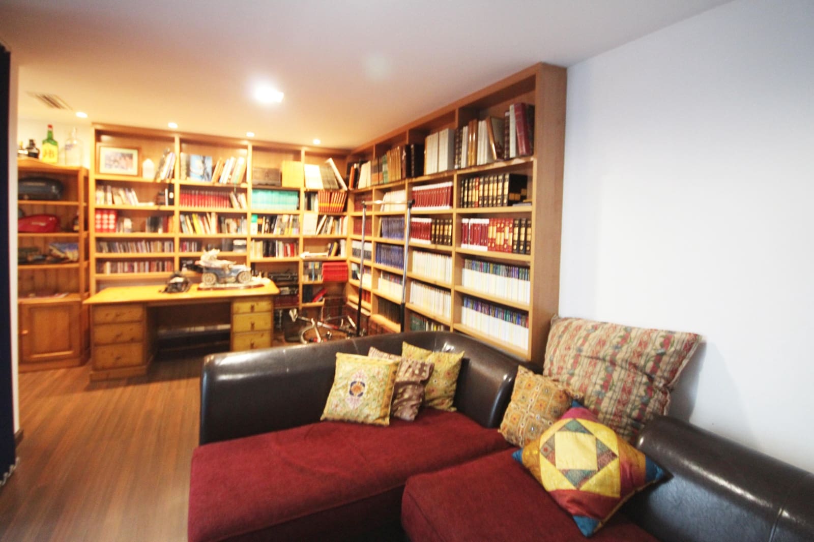 11 soveværelse Villa til salg i Torrent - € 2.100.000 (Ref: 8956394)