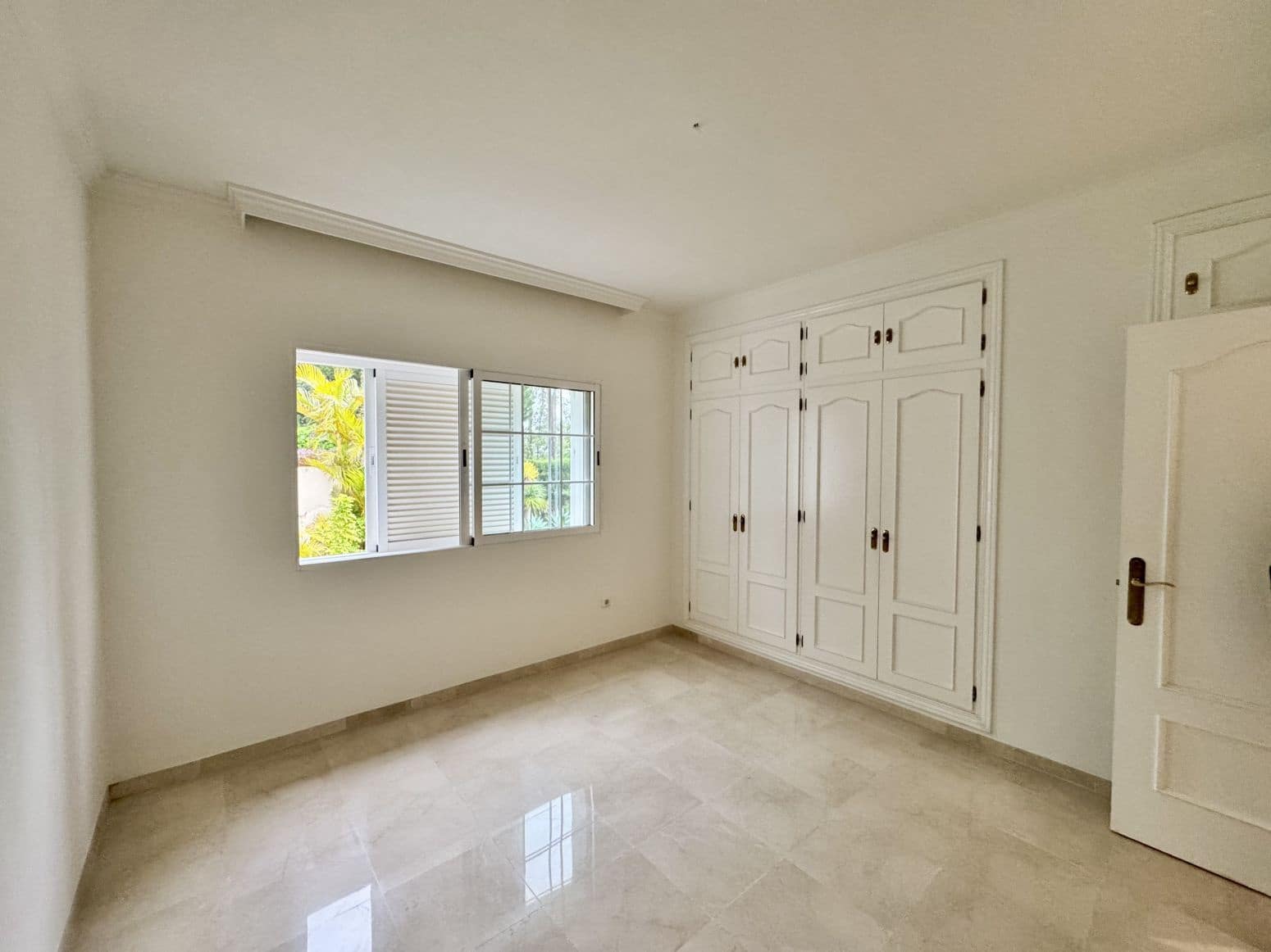 4 chambre Villa/Maison à vendre à Mijas avec piscine garage - 1 200 000 € (Ref: 8951949)