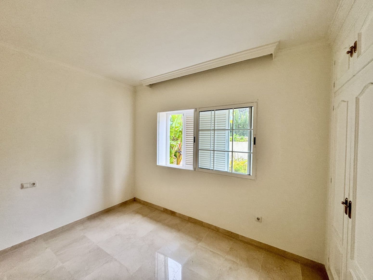 4 chambre Villa/Maison à vendre à Mijas avec piscine garage - 1 200 000 € (Ref: 8951949)