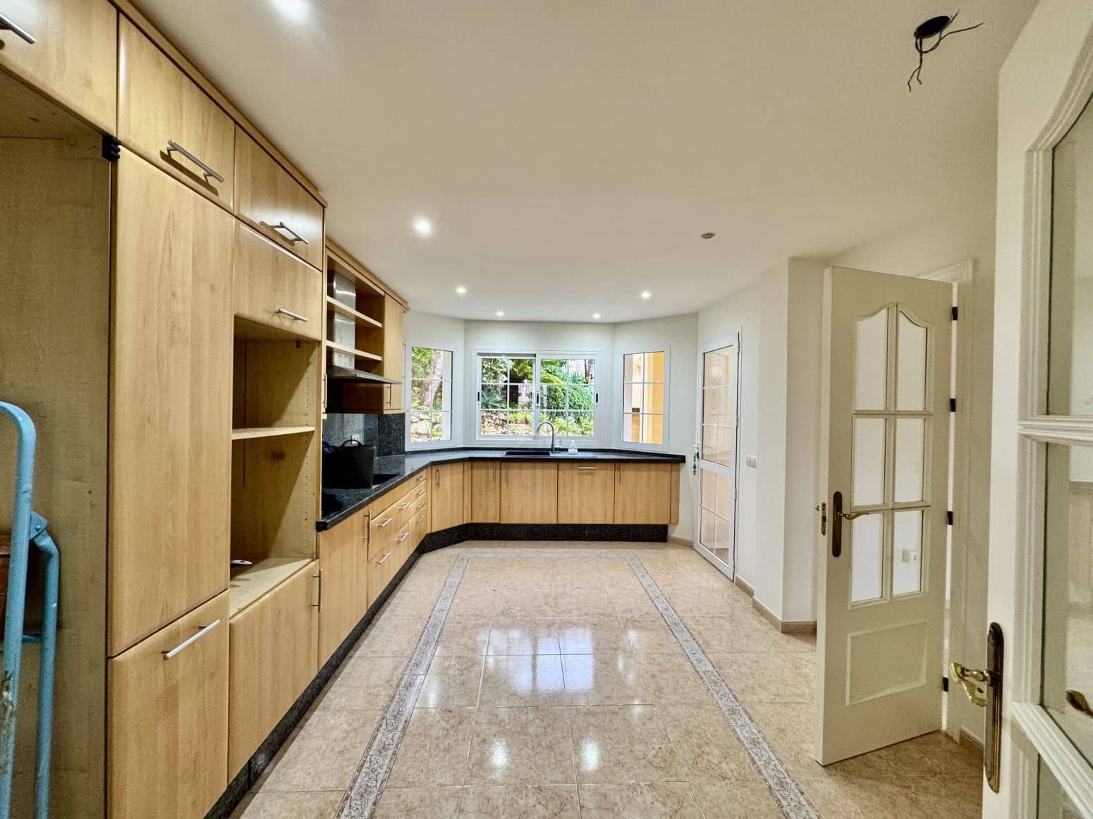 4 chambre Villa/Maison à vendre à Mijas avec piscine garage - 1 200 000 € (Ref: 8951949)