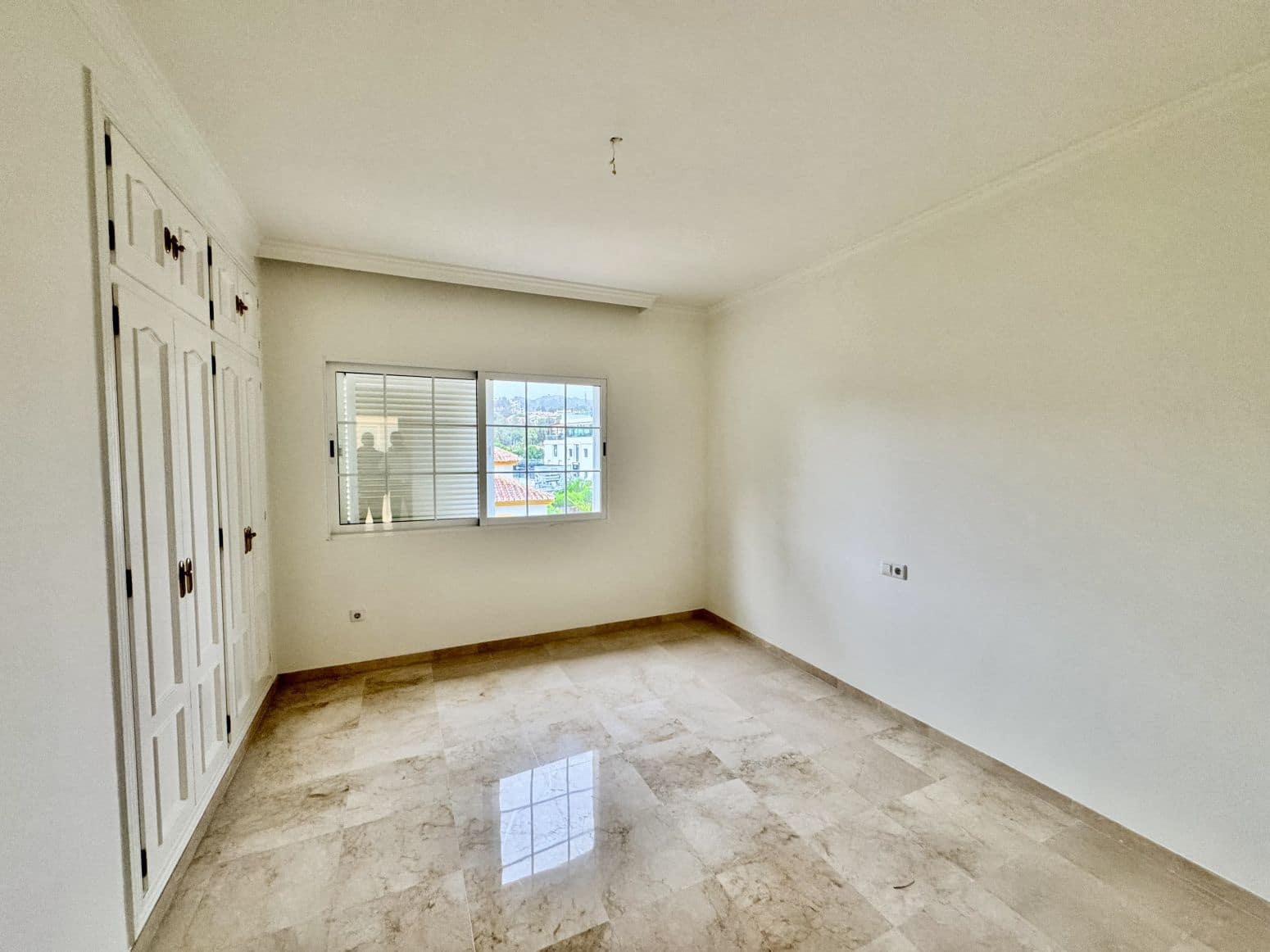 4 chambre Villa/Maison à vendre à Mijas avec piscine garage - 1 200 000 € (Ref: 8951949)