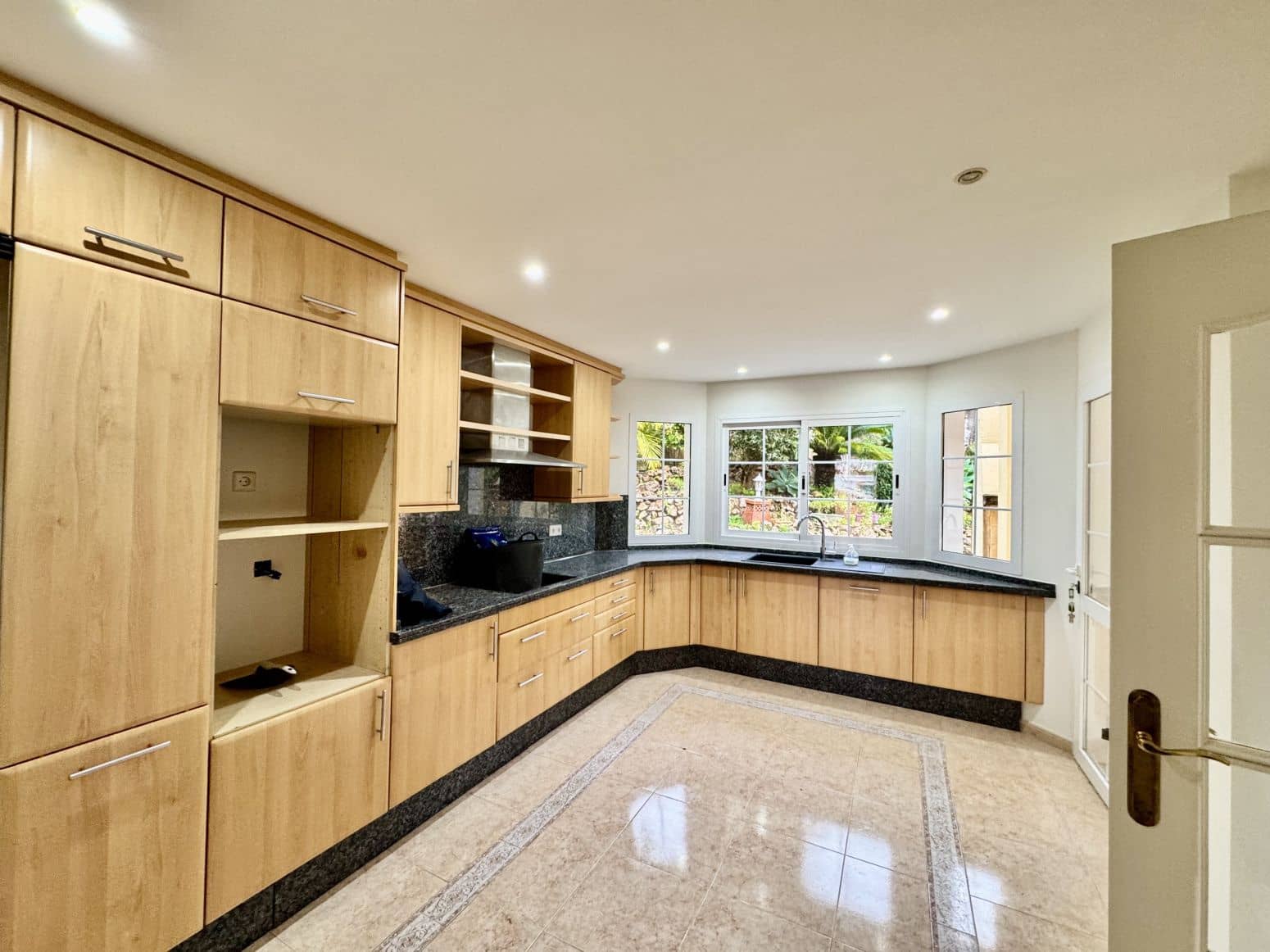 4 chambre Villa/Maison à vendre à Mijas avec piscine garage - 1 200 000 € (Ref: 8951949)