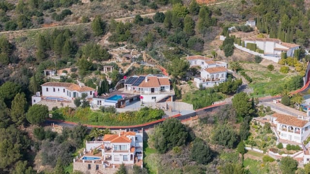 7 makuuhuone Huvila myytävänä paikassa Valtocado - La Alquería - La Atalaya, Mijas mukana 
autotalli - 1 900 000 € (Ref: 8952658)