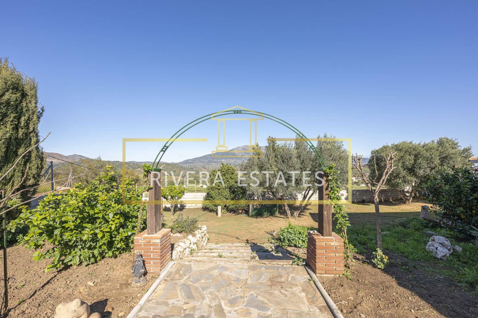 4 sovrum Villa till salu i Mijas med pool garage - 899 000 € (Ref: 8952667)