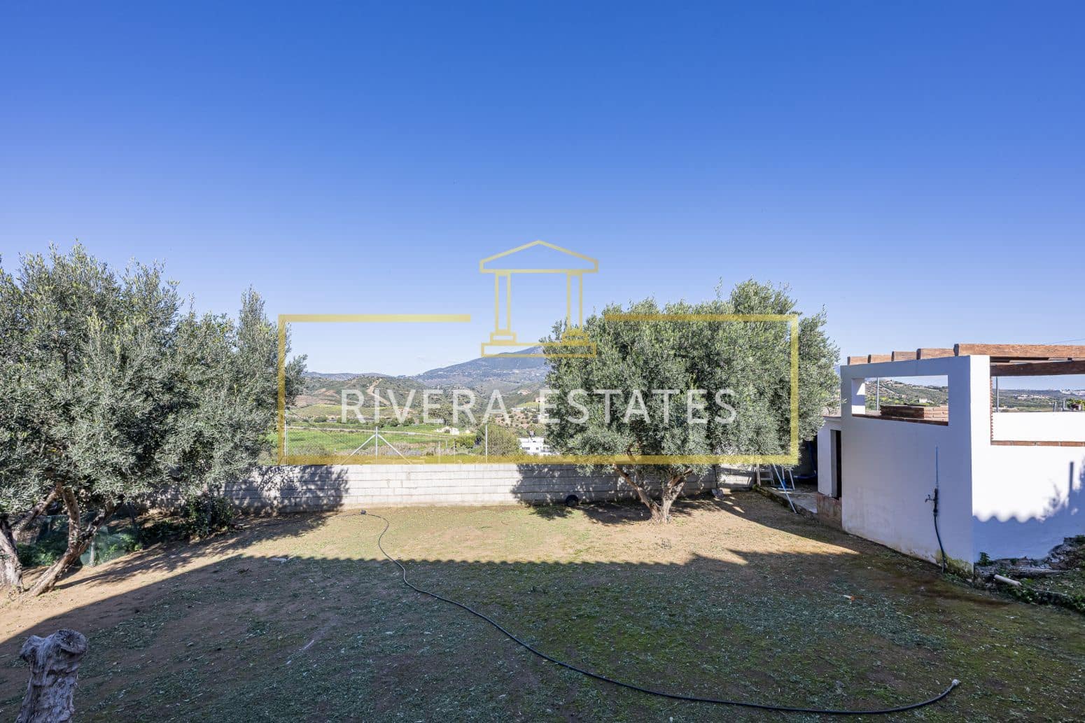 4 sovrum Villa till salu i Mijas med pool garage - 899 000 € (Ref: 8952667)