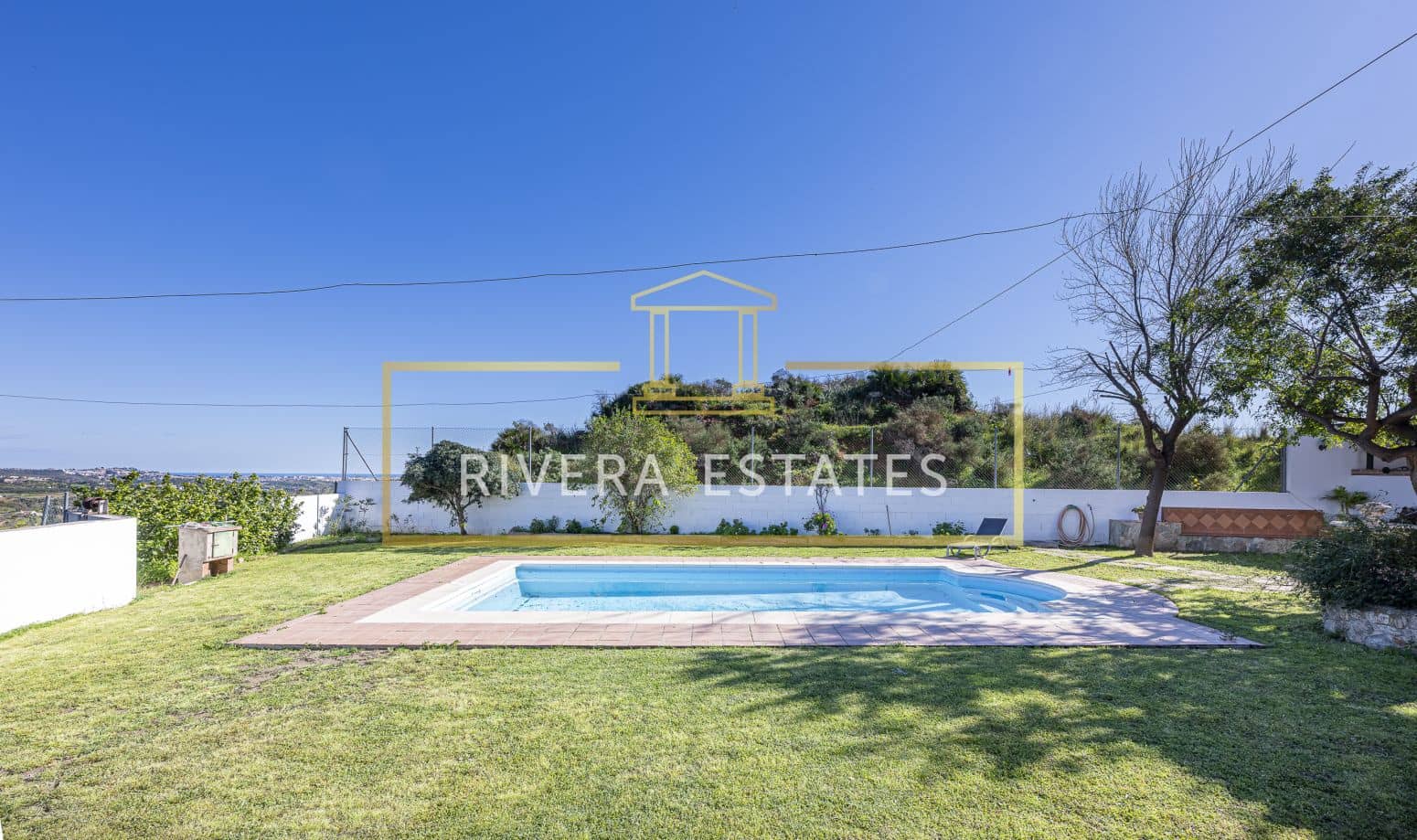 4 sovrum Villa till salu i Mijas med pool garage - 899 000 € (Ref: 8952667)