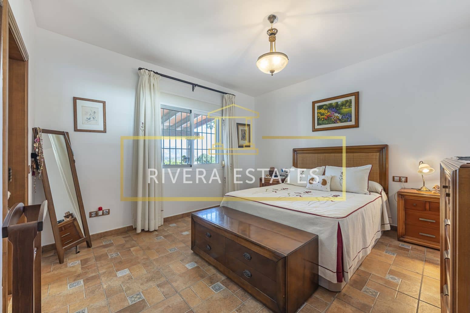 4 sovrum Villa till salu i Mijas med pool garage - 899 000 € (Ref: 8952667)