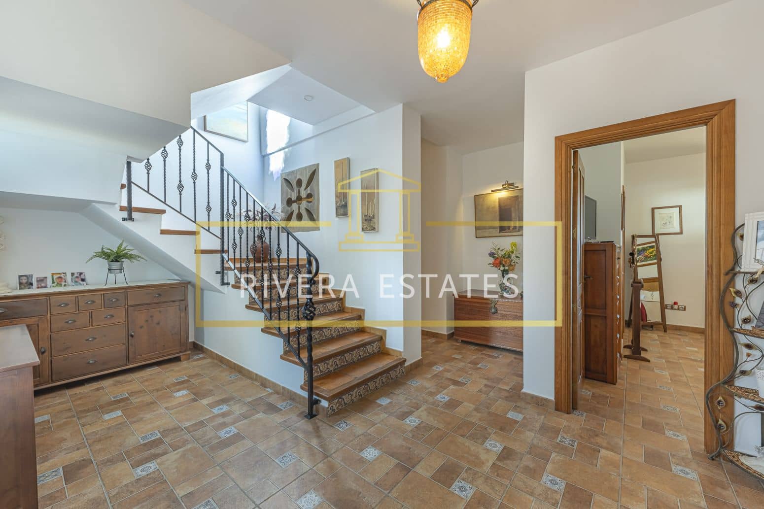 4 sovrum Villa till salu i Mijas med pool garage - 899 000 € (Ref: 8952667)