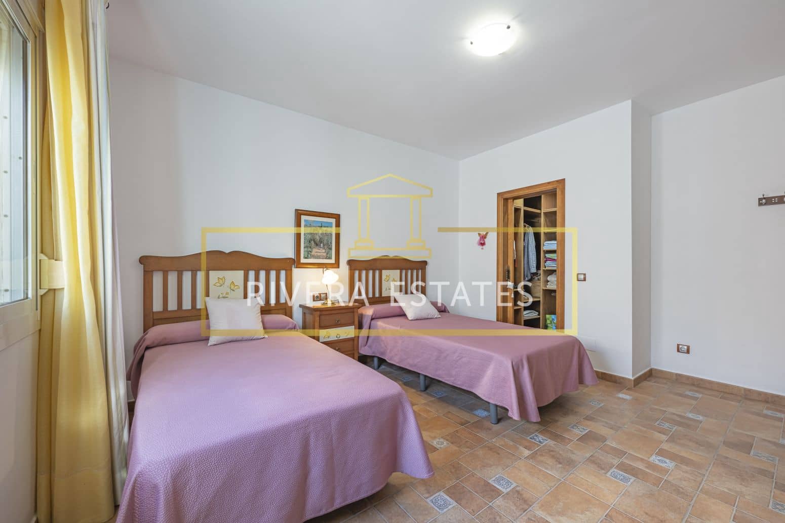 4 sovrum Villa till salu i Mijas med pool garage - 899 000 € (Ref: 8952667)