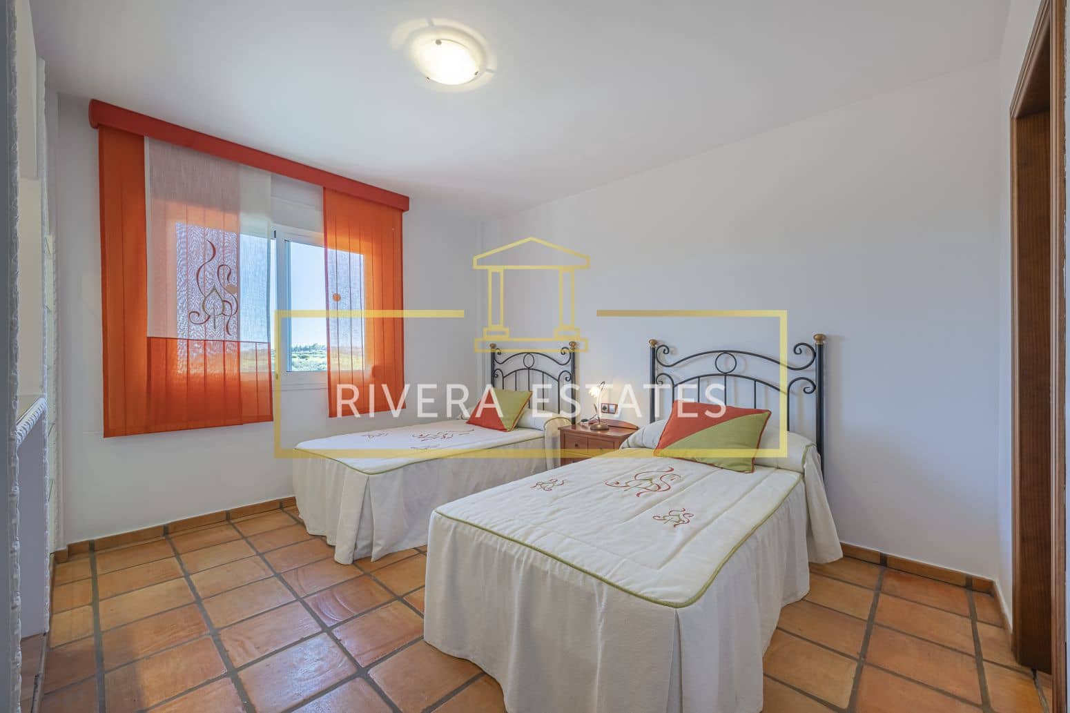 4 sovrum Villa till salu i Mijas med pool garage - 899 000 € (Ref: 8952667)