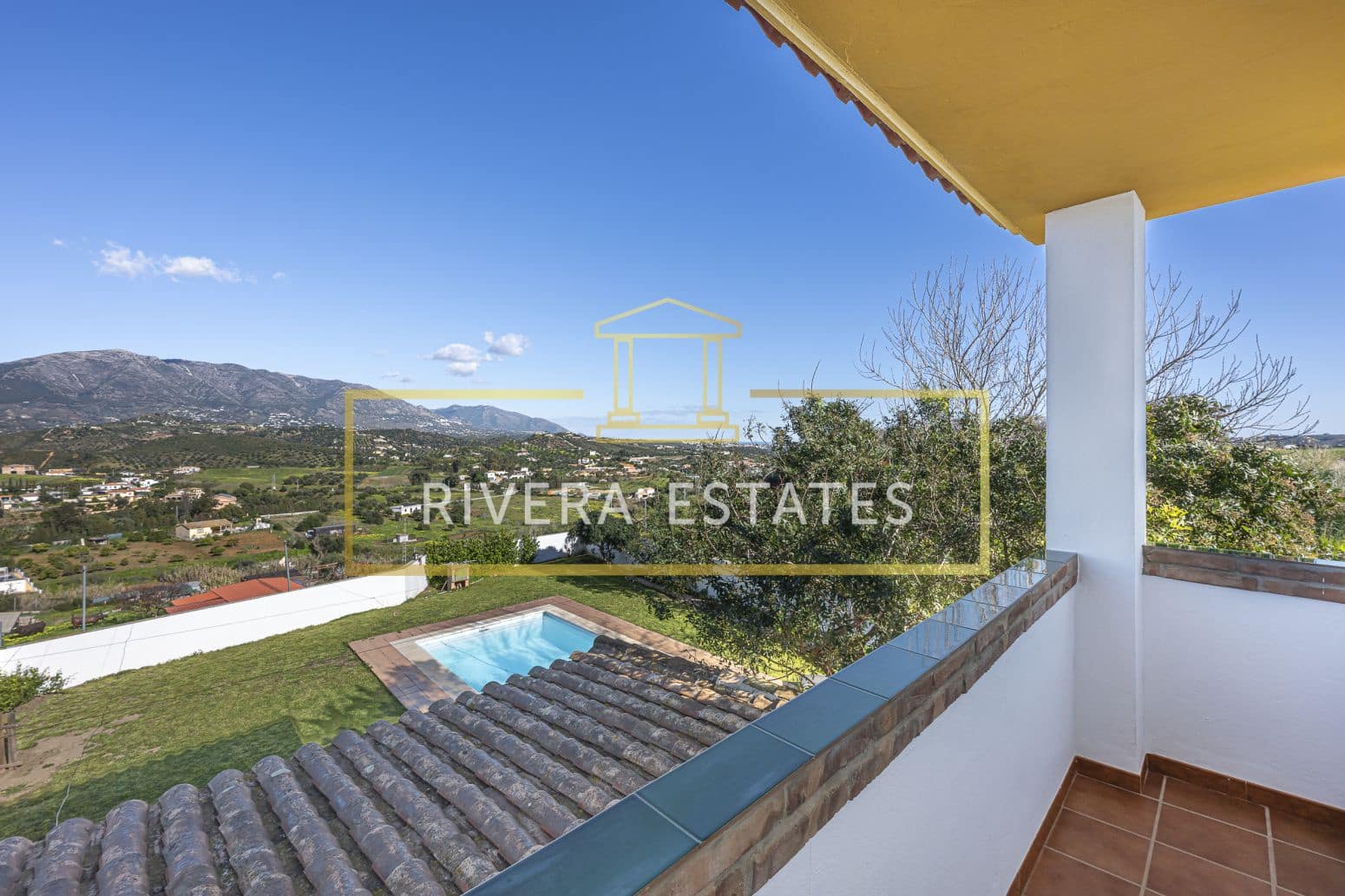 4 sovrum Villa till salu i Mijas med pool garage - 899 000 € (Ref: 8952667)