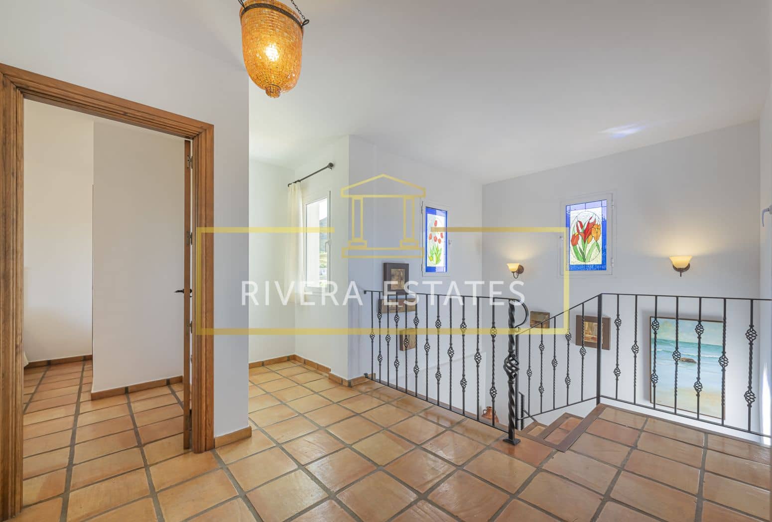 4 bedroom Villa for sale in Mijas with pool garage - € 890,000 (Ref: 8952667)