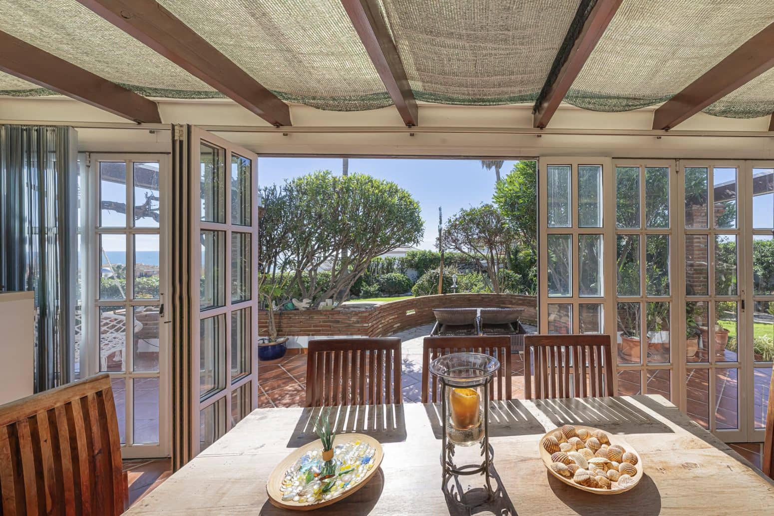 4 makuuhuone Huvila myytävänä paikassa Mijas mukana uima-altaan 
autotalli - 899 970 € (Ref: 8952669)