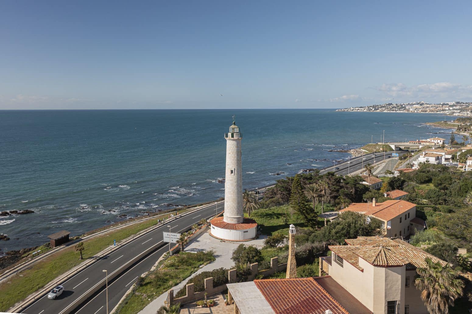 4 makuuhuone Huvila myytävänä paikassa Mijas mukana uima-altaan 
autotalli - 899 970 € (Ref: 8952669)