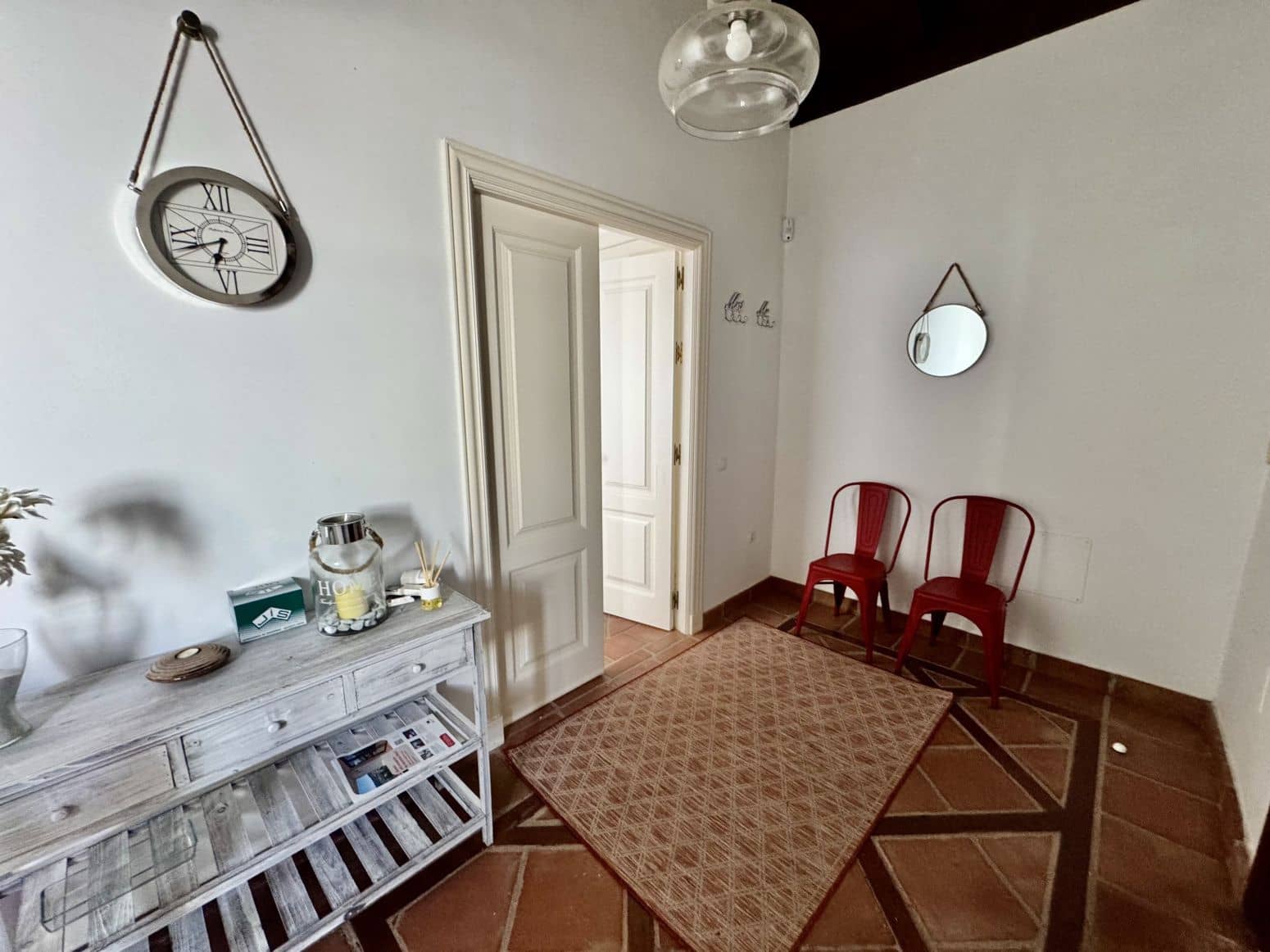 3 Zimmer Villa zu verkaufen in Benahavis mit Pool Garage - 750.000 € (Ref: 8952673)