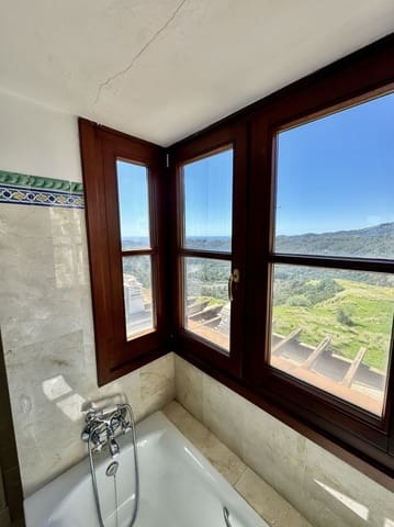 3 Zimmer Villa zu verkaufen in Benahavís mit Pool Garage - 750.000 € (Ref: 8952673)