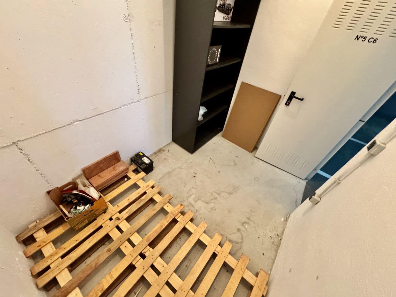 3 Zimmer Villa zu verkaufen in Benahavis mit Pool Garage - 750.000 € (Ref: 8952673)