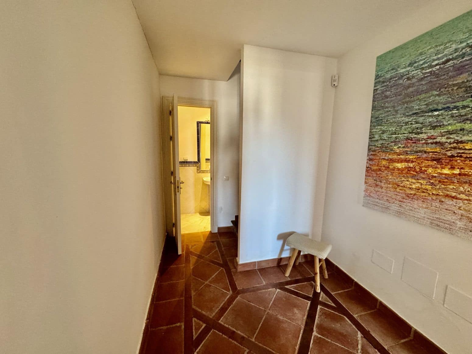 3 Zimmer Villa zu verkaufen in Benahavis mit Pool Garage - 750.000 € (Ref: 8952673)