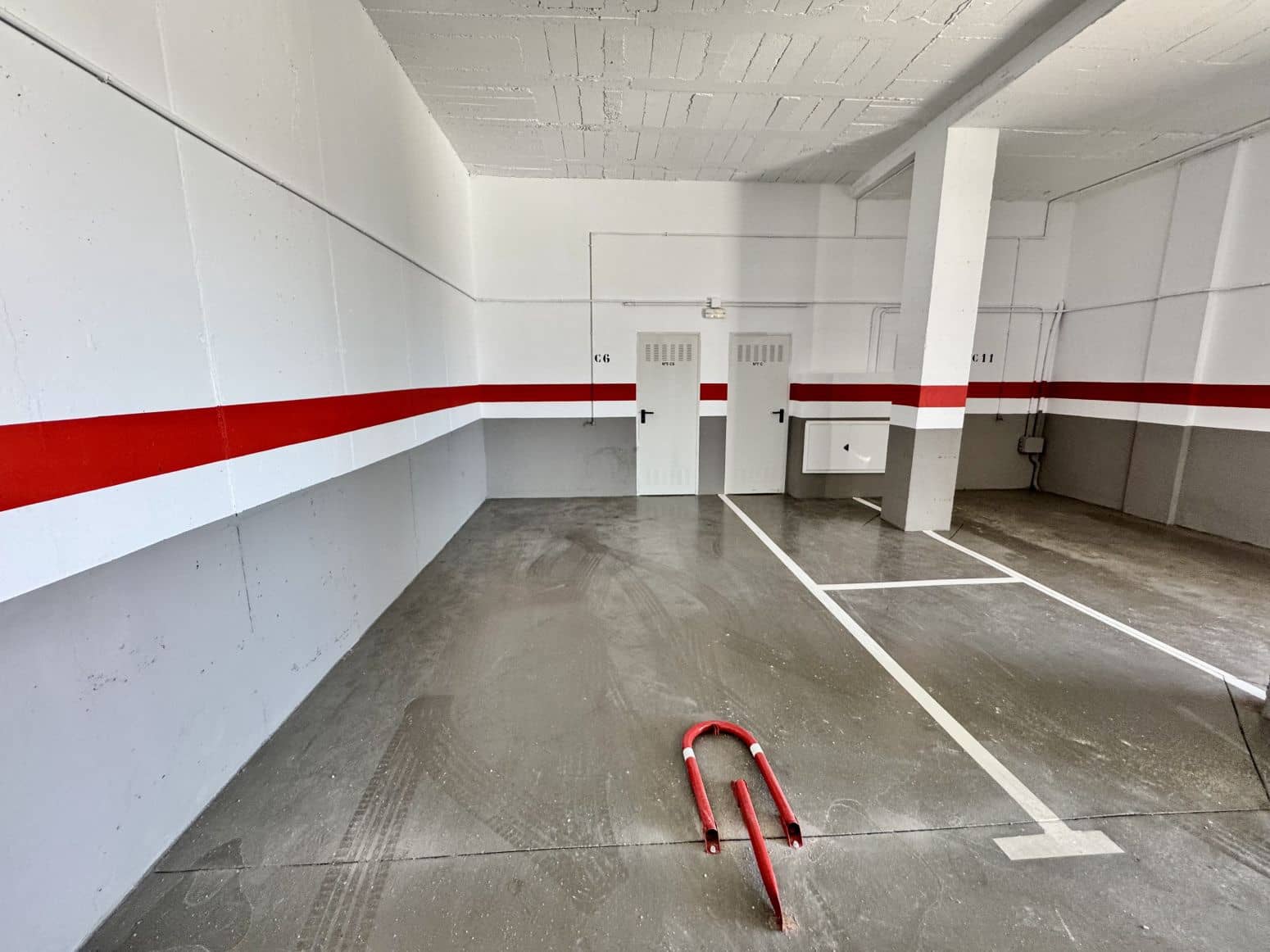 3 Zimmer Villa zu verkaufen in Benahavis mit Pool Garage - 750.000 € (Ref: 8952673)