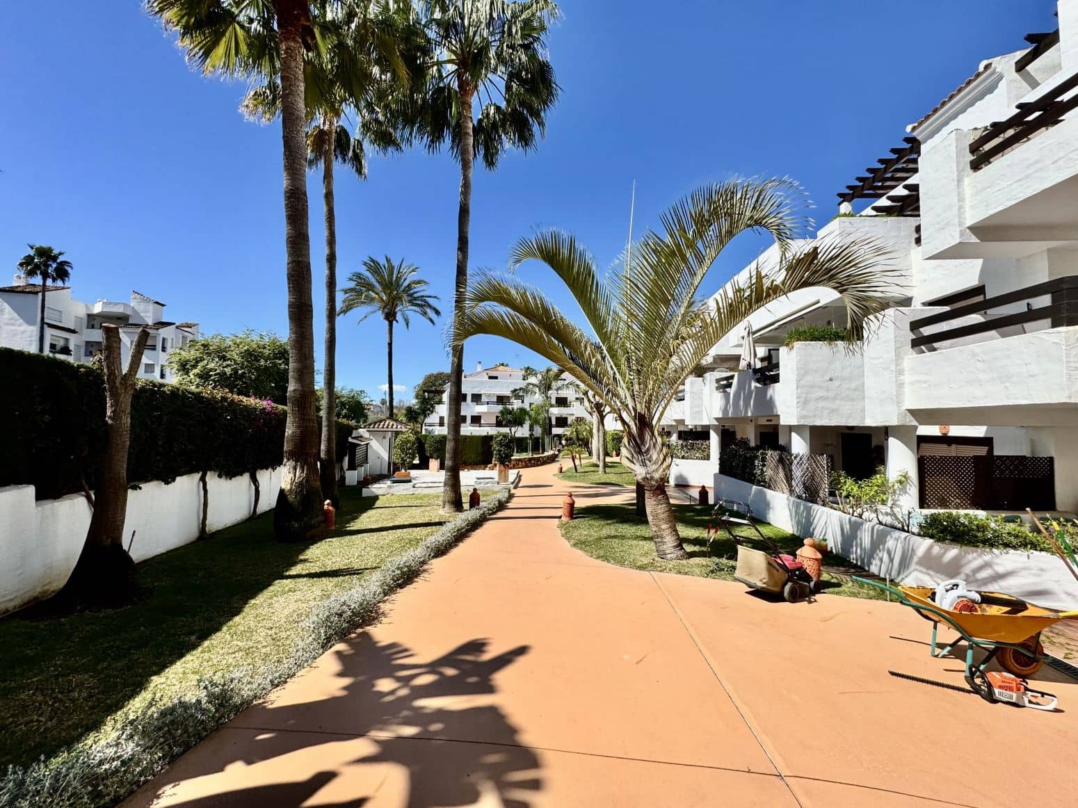 3 camera da letto Appartamento in vendita in Costalita con piscina garage - 425.000 € (Rif: 8952678)