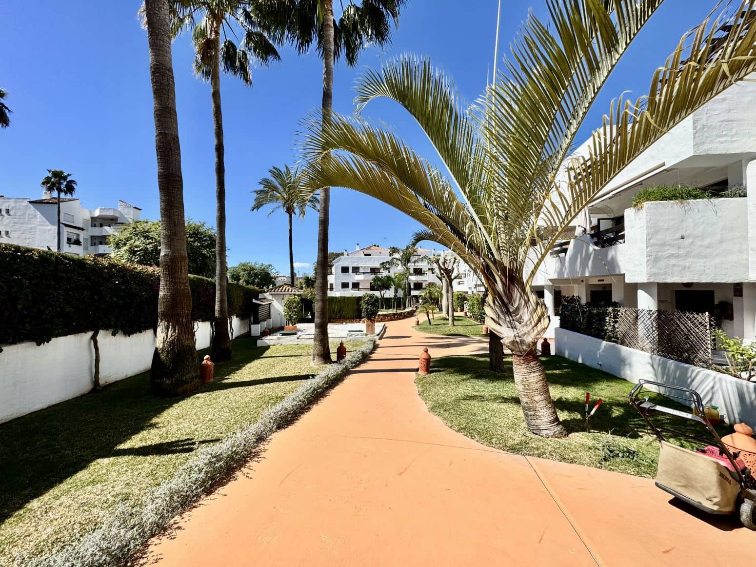 3 camera da letto Appartamento in vendita in Costalita con piscina garage - 425.000 € (Rif: 8952678)